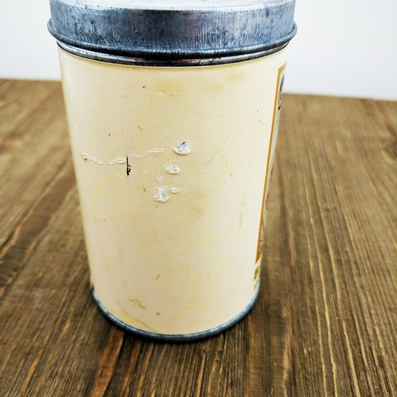 Vintage Style Seaside Baking Tins Decor - Picture 7 of 8